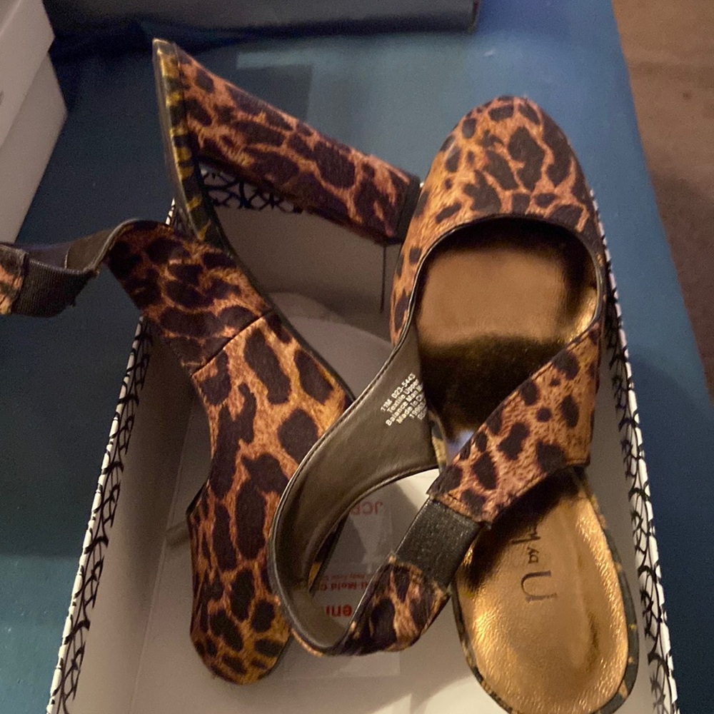 Leopard print slingbacks. Never worn.